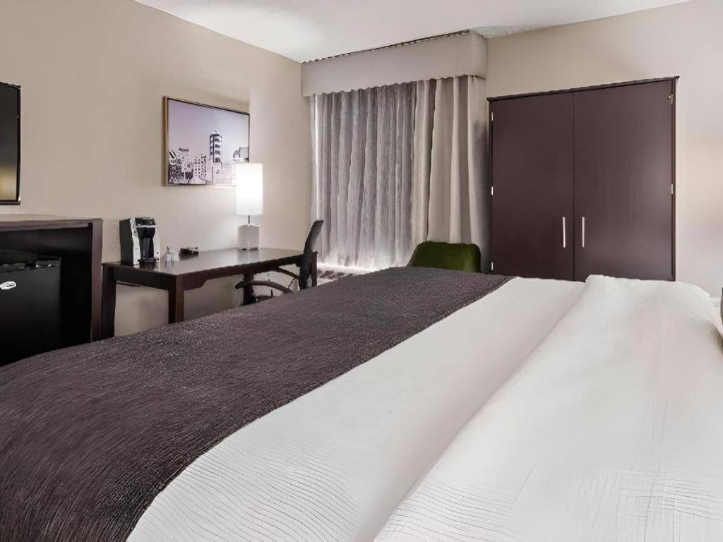 Best Western Plus Indianapolis Nw Hotel מראה חיצוני תמונה