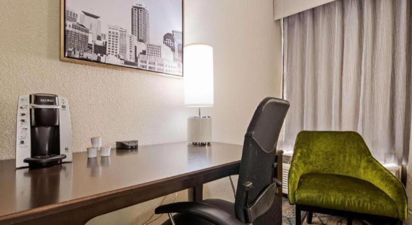 Best Western Plus Indianapolis Nw Hotel מראה חיצוני תמונה